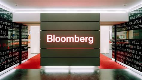 B­l­o­o­m­b­e­r­g­,­ ­R­u­s­y­a­ ­v­e­ ­B­e­y­a­z­ ­R­u­s­y­a­’­d­a­k­i­ ­f­a­a­l­i­y­e­t­l­e­r­i­n­i­ ­d­u­r­d­u­r­d­u­